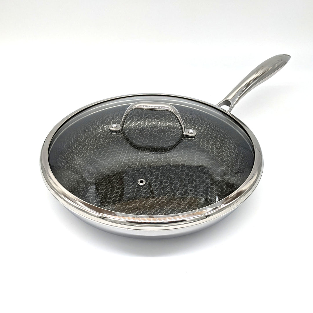 https://cooksy.com/cdn/shop/products/11in-pan-with-lid.jpg?v=1674511128&width=1080
